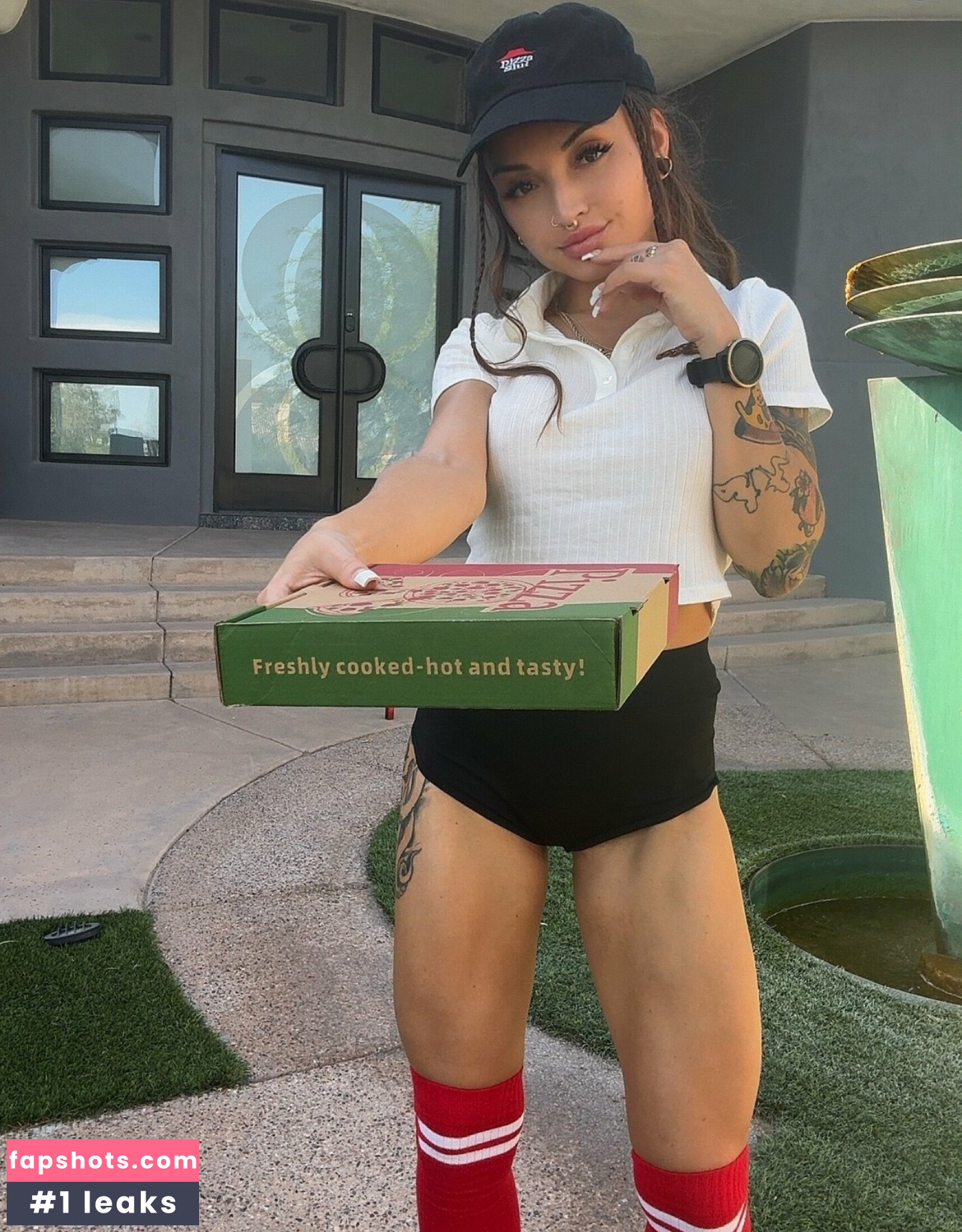 PizzaPussyPie gallery photo #154