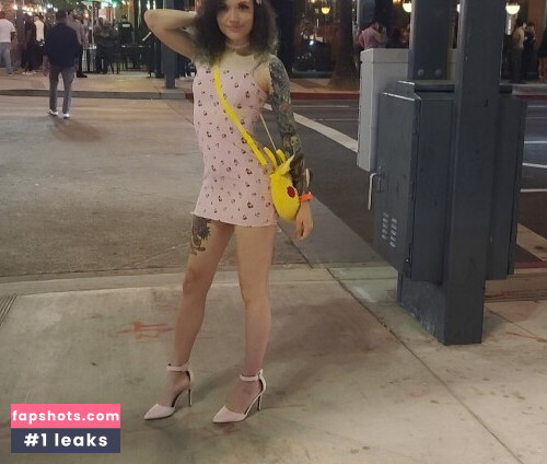 Pkmnmasterholly Filtración Desnuda OnlyFans Foto #329 - Fapshots