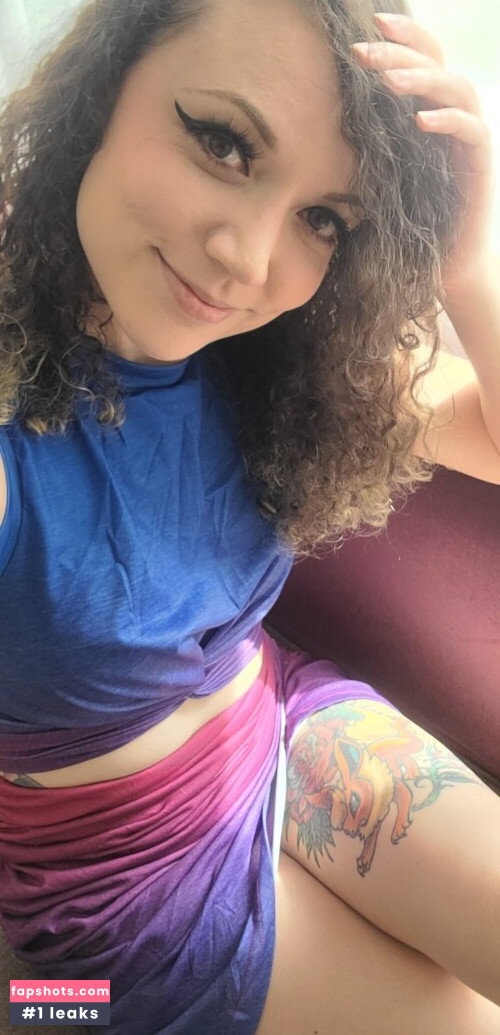 Pkmnmasterholly Filtración Desnuda OnlyFans Foto #613 - Fapshots