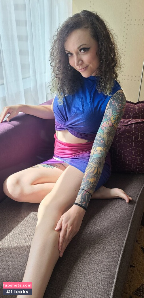 Pkmnmasterholly Filtración Desnuda OnlyFans Foto #614 - Fapshots