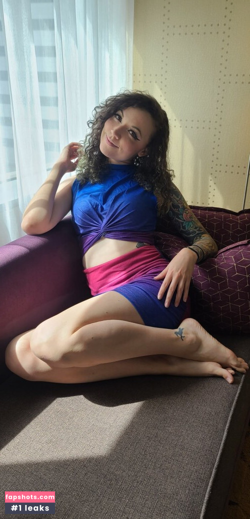 Pkmnmasterholly Filtración Desnuda OnlyFans Foto #615 - Fapshots