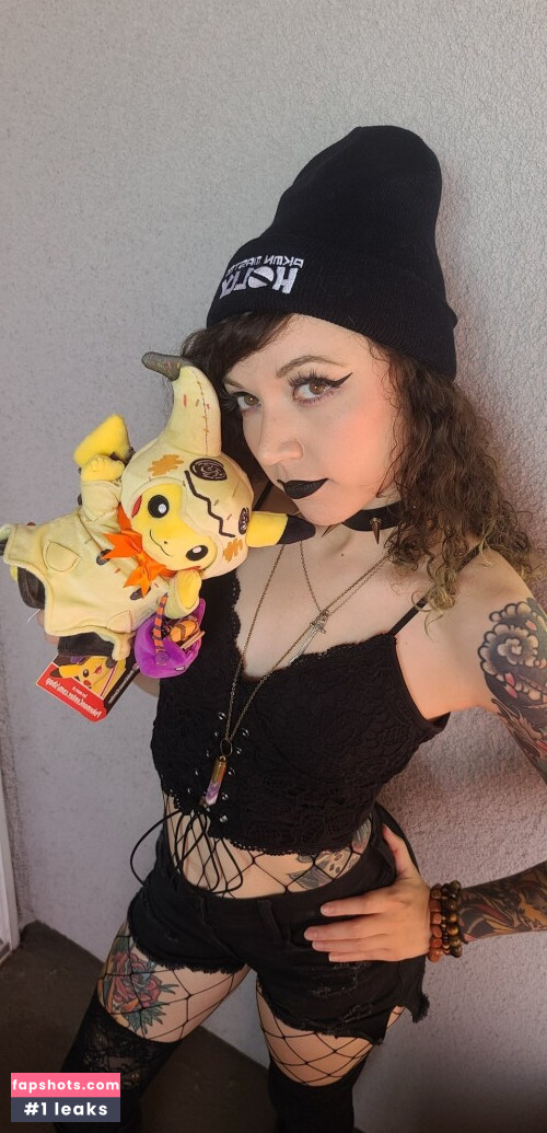 Pkmnmasterholly Filtración Desnuda OnlyFans Foto #699 - Fapshots