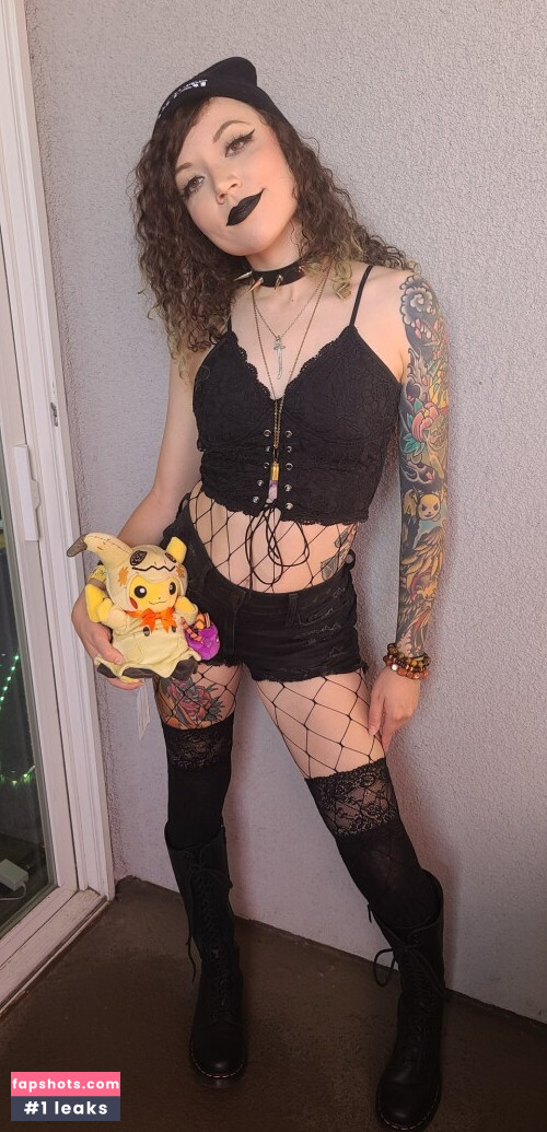 Pkmnmasterholly Filtración Desnuda OnlyFans Foto #703 - Fapshots
