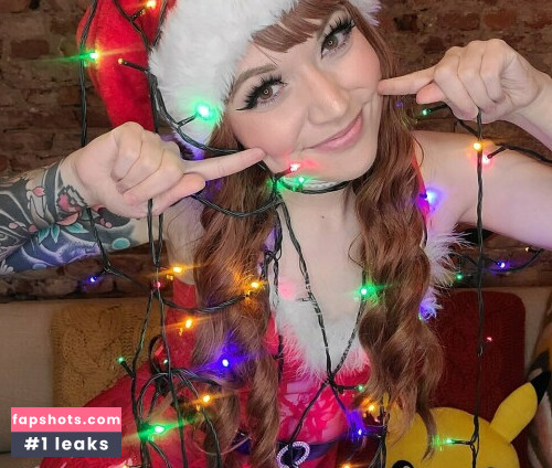 Pkmnmasterholly Filtración Desnuda OnlyFans Foto #744 - Fapshots