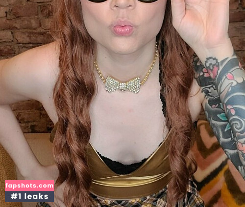 Pkmnmasterholly Filtración Desnuda OnlyFans Foto #819 - Fapshots