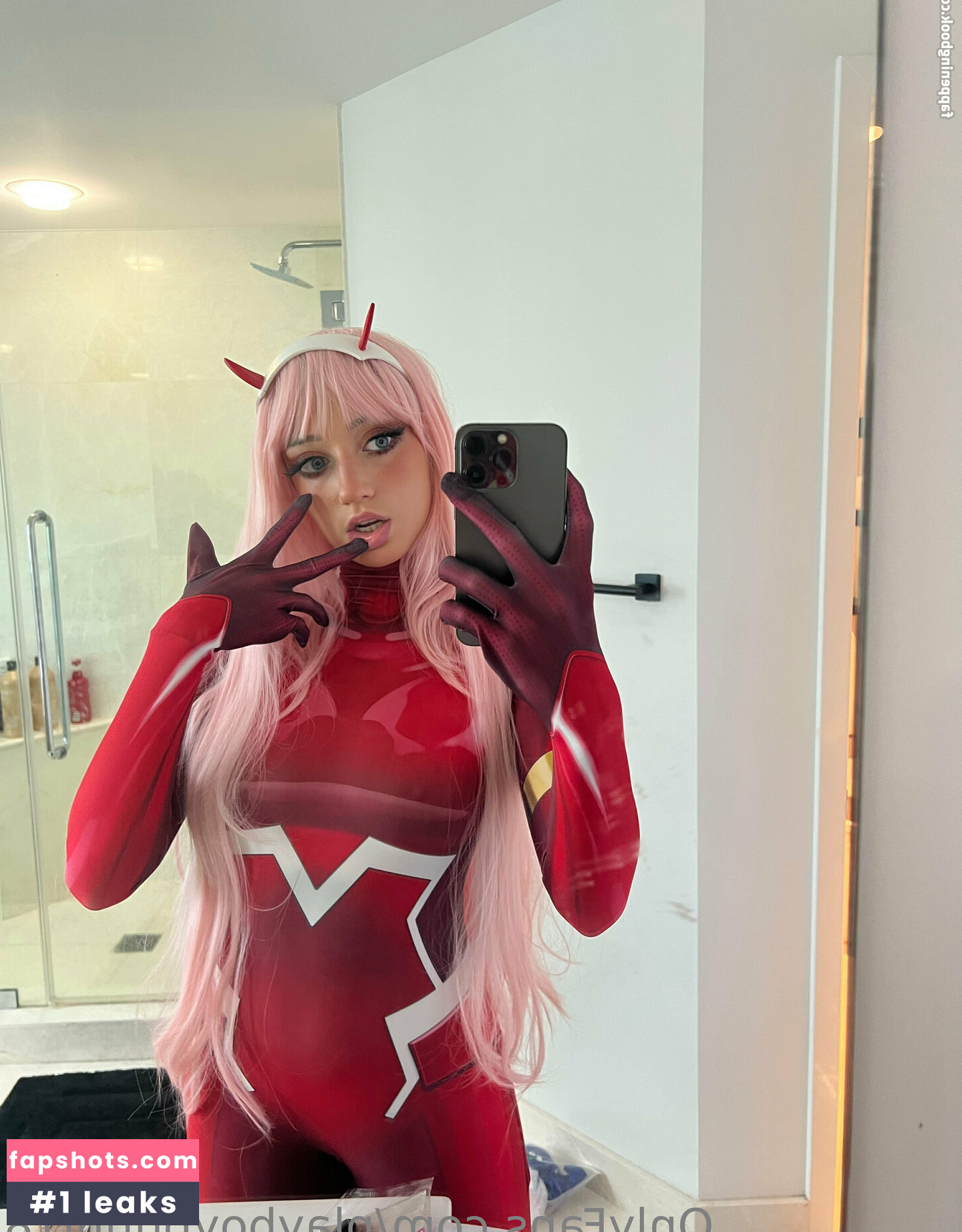 playboybunni18 gallery photo #17