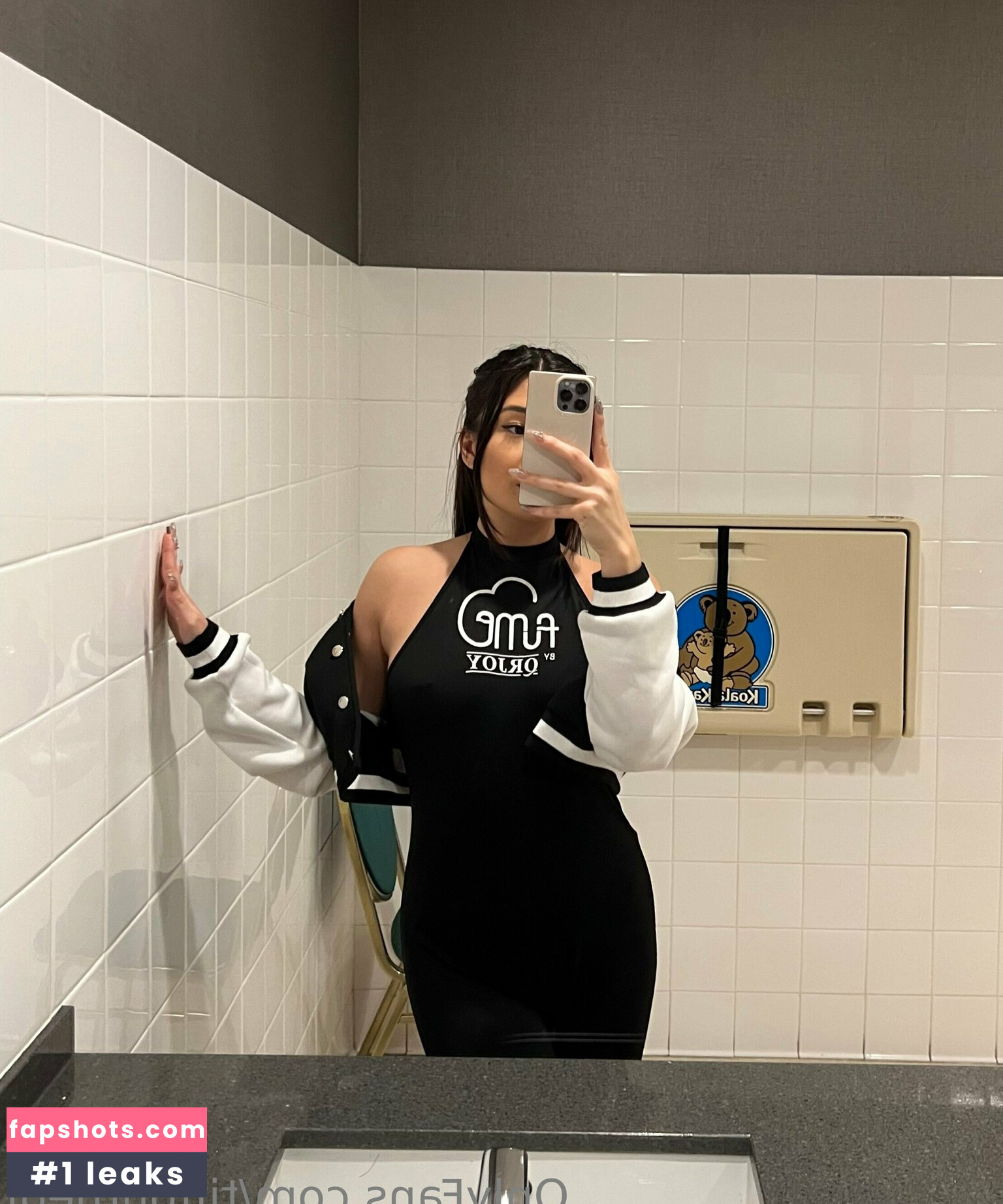 player2tiff nude babe gallery