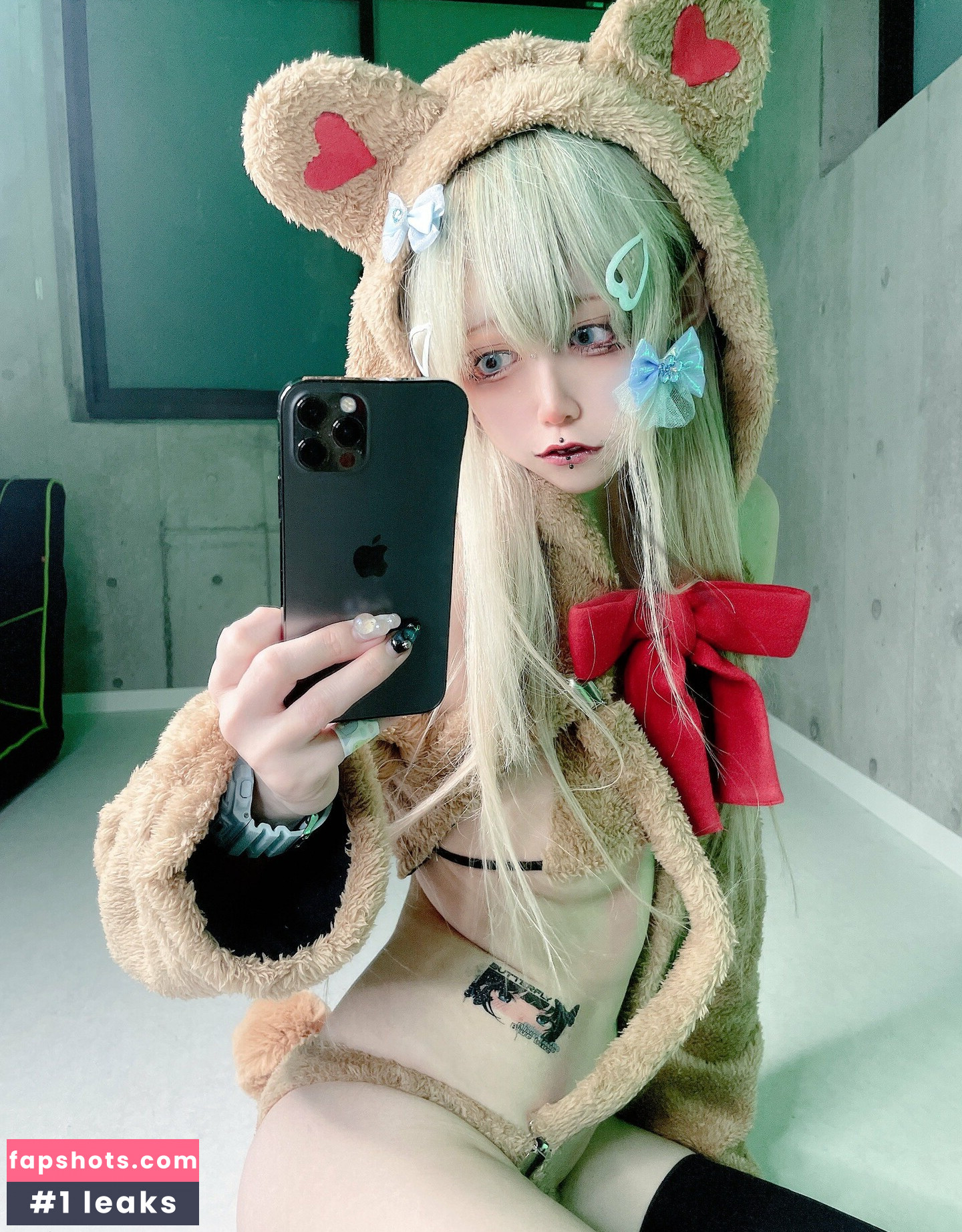 Pleasecallmekemuri gallery photo #13