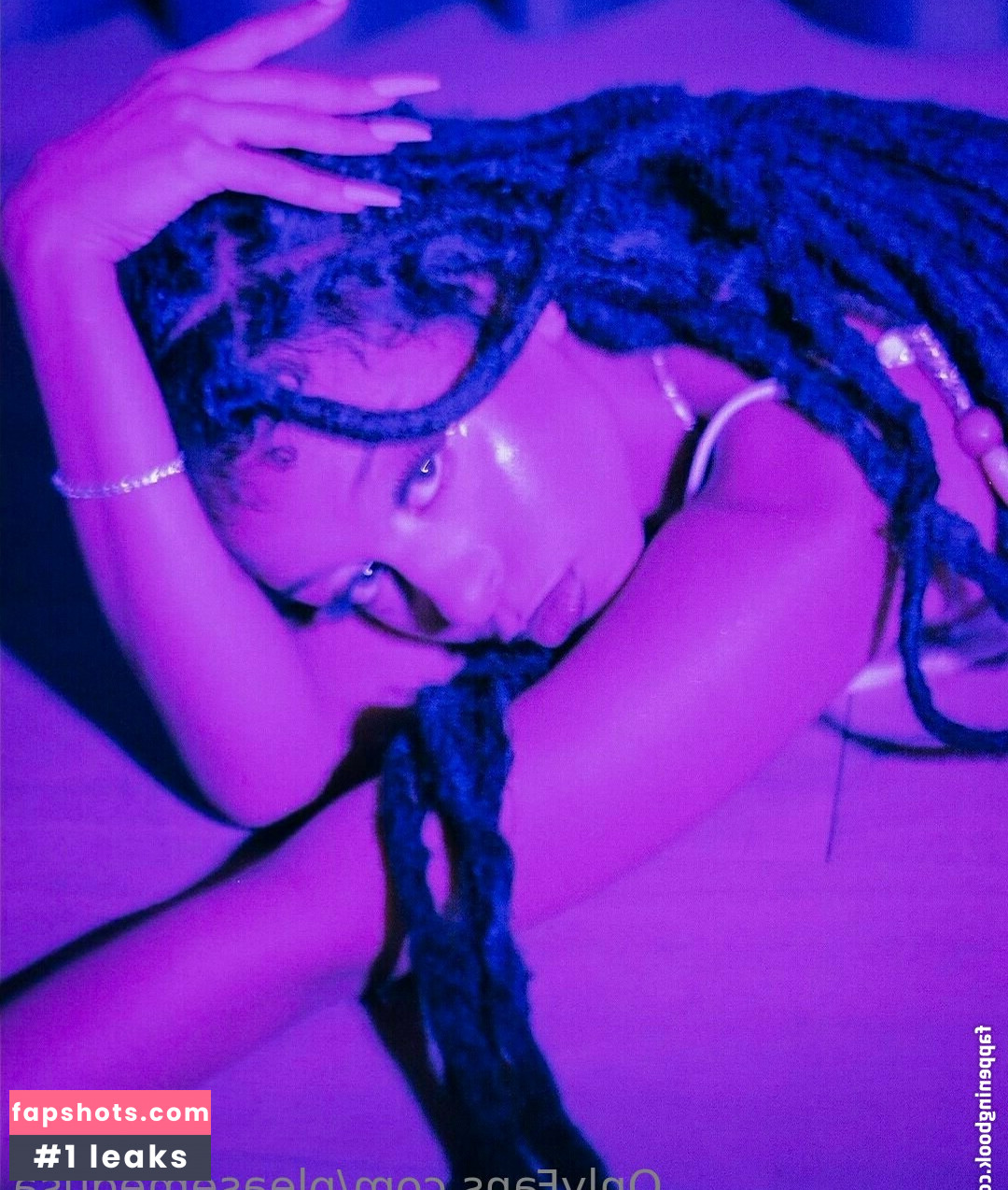 pleasemedusa gallery photo #12