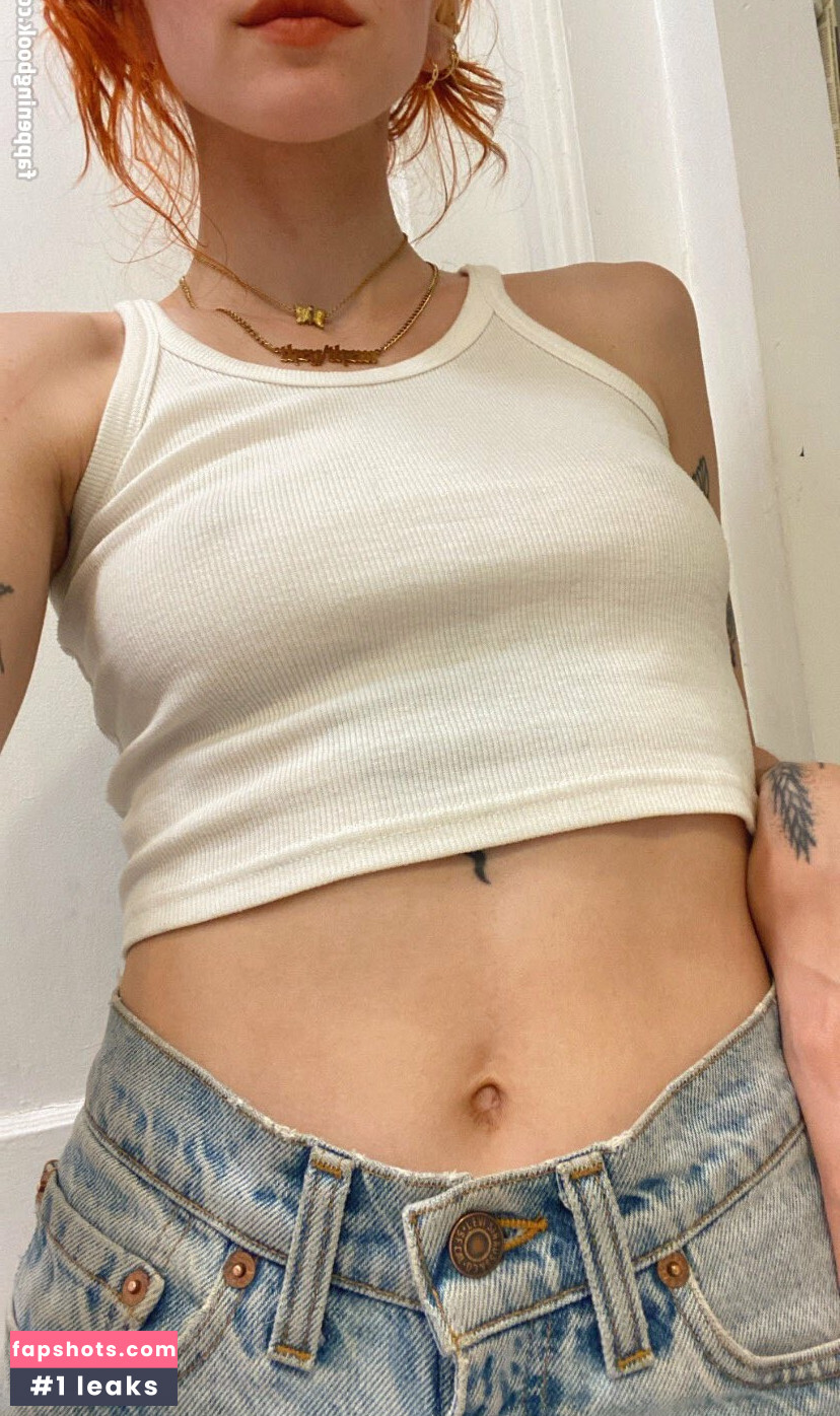 Pleasequietdown nude babe gallery