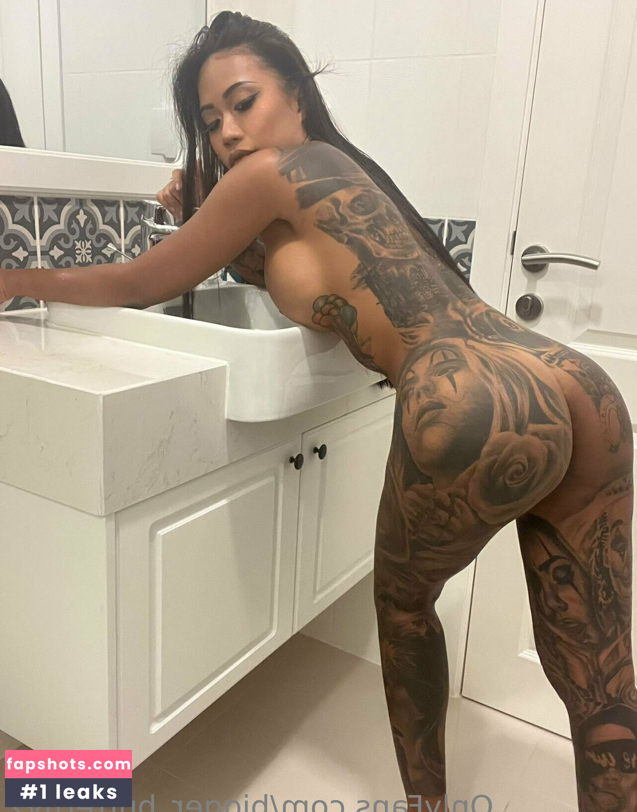 Ploy Panida gallery photo #11