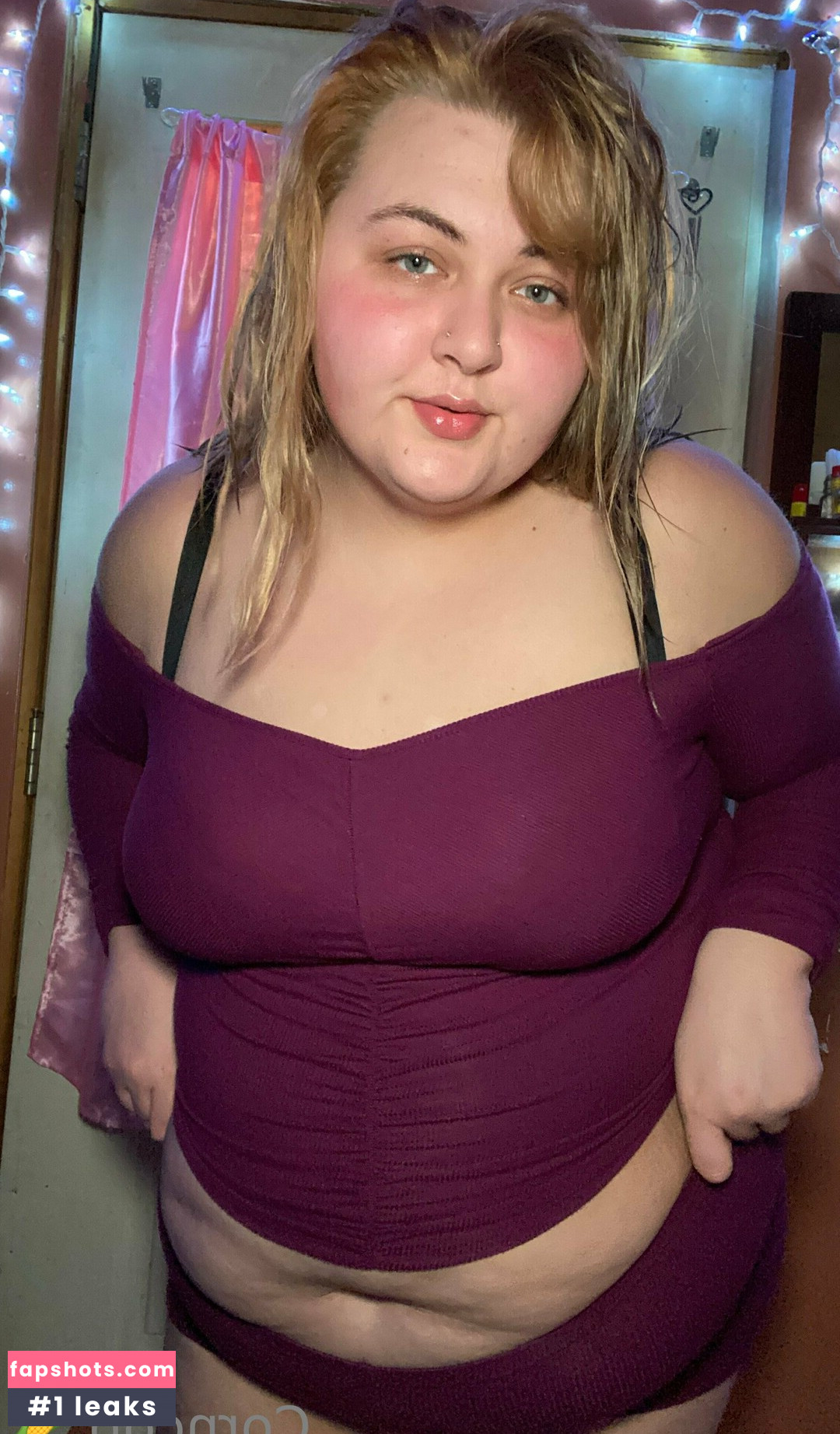 plussizebrattt2 gallery photo #3