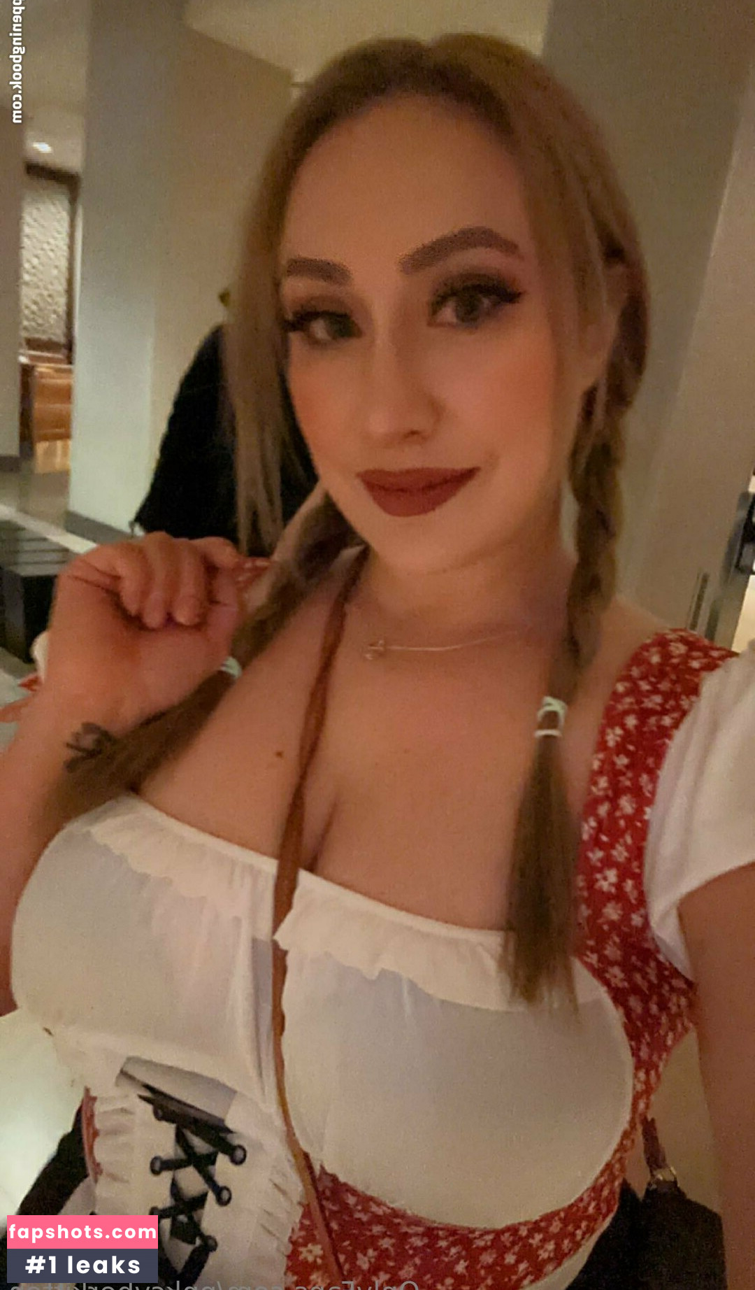 PnkCyberKitten gallery photo #2