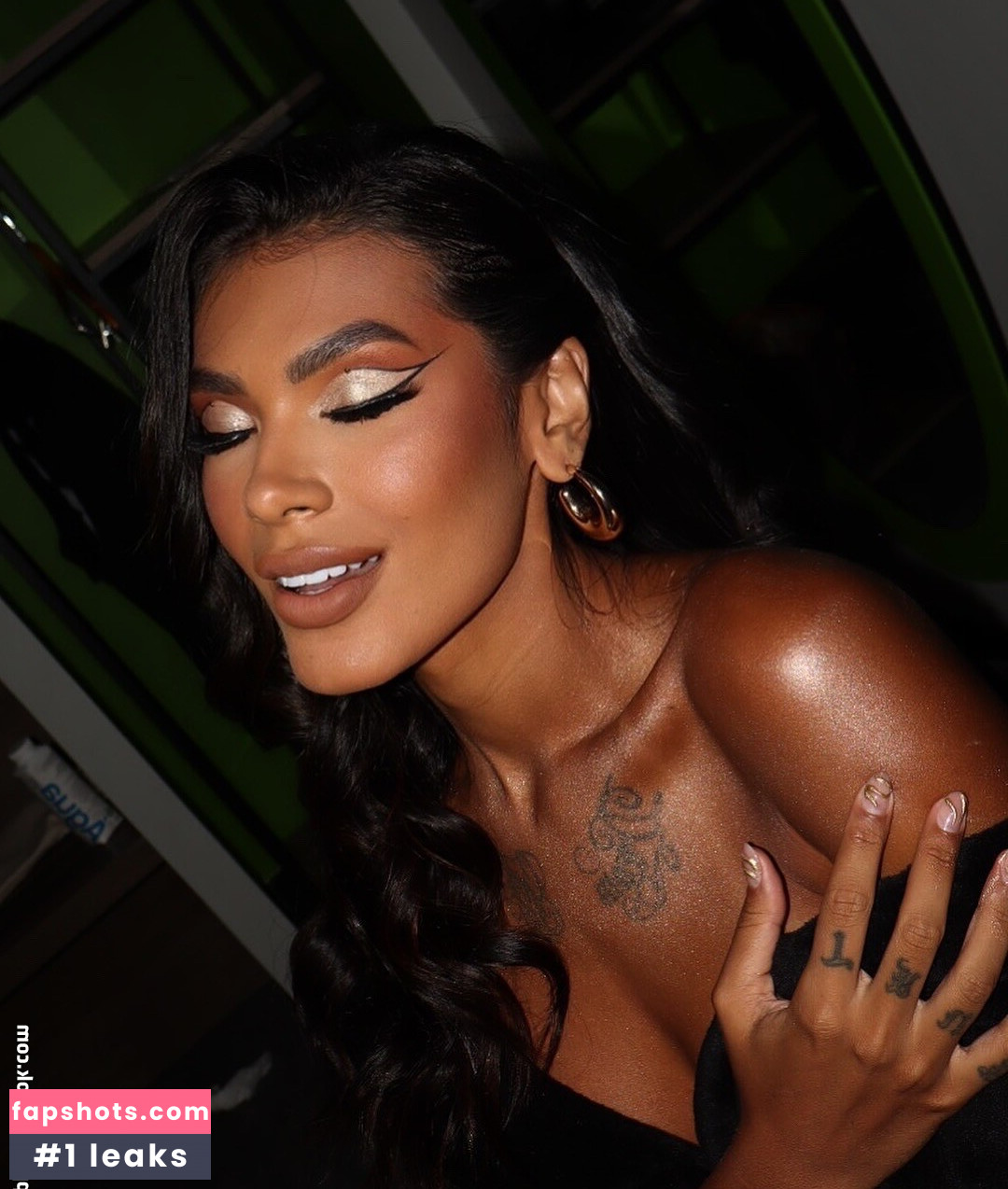 Pocah gallery photo #6