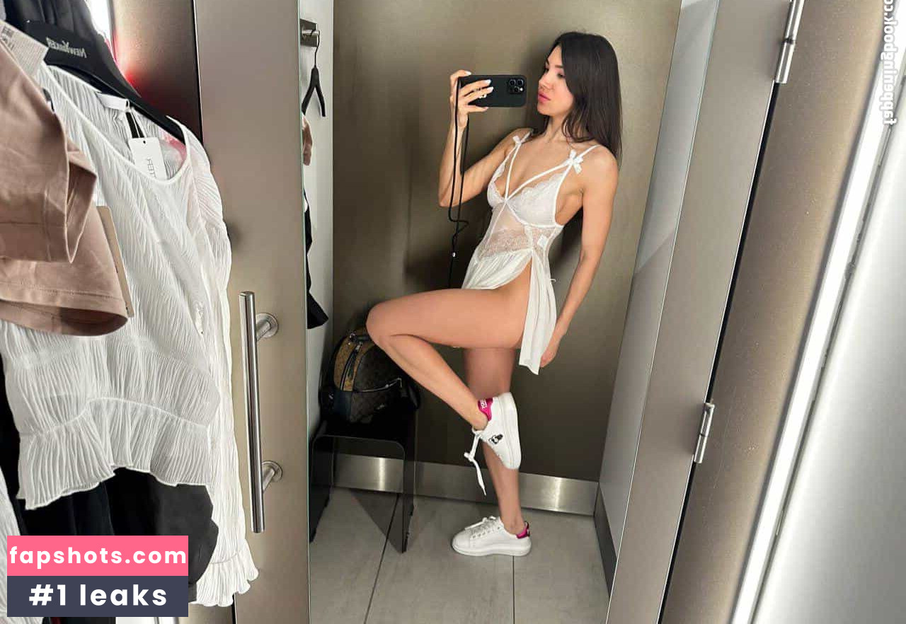 PocahontasVipAss gallery photo #18