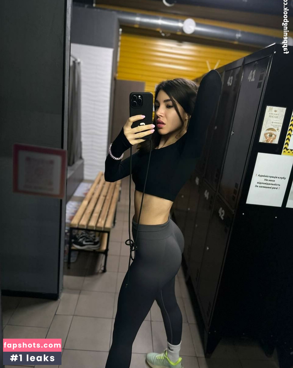 PocahontasVipAss gallery photo #4