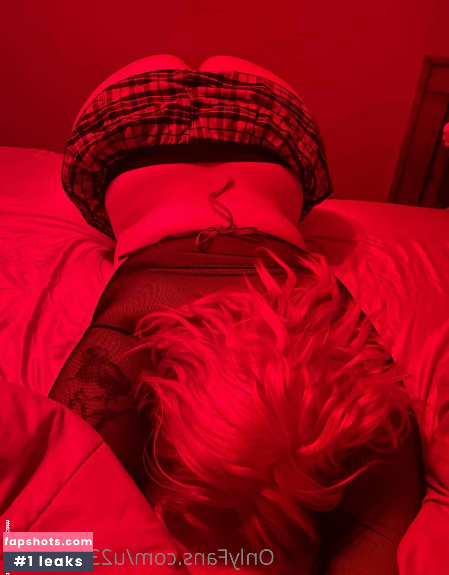 poison.bath_fairy gallery photo #21