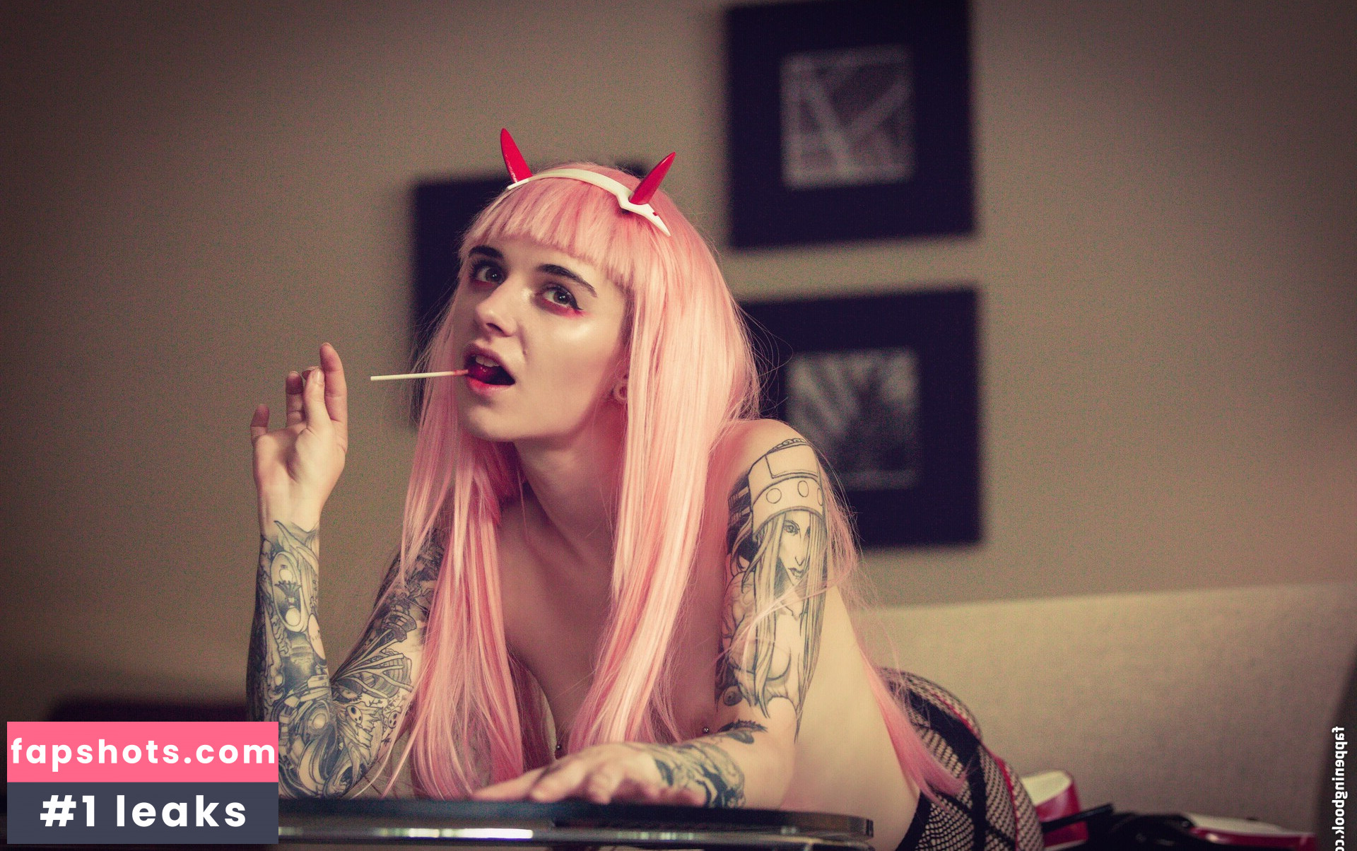 Poisonne gallery photo #62