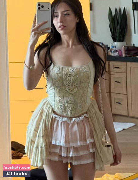 Pokimane gallery photo #5