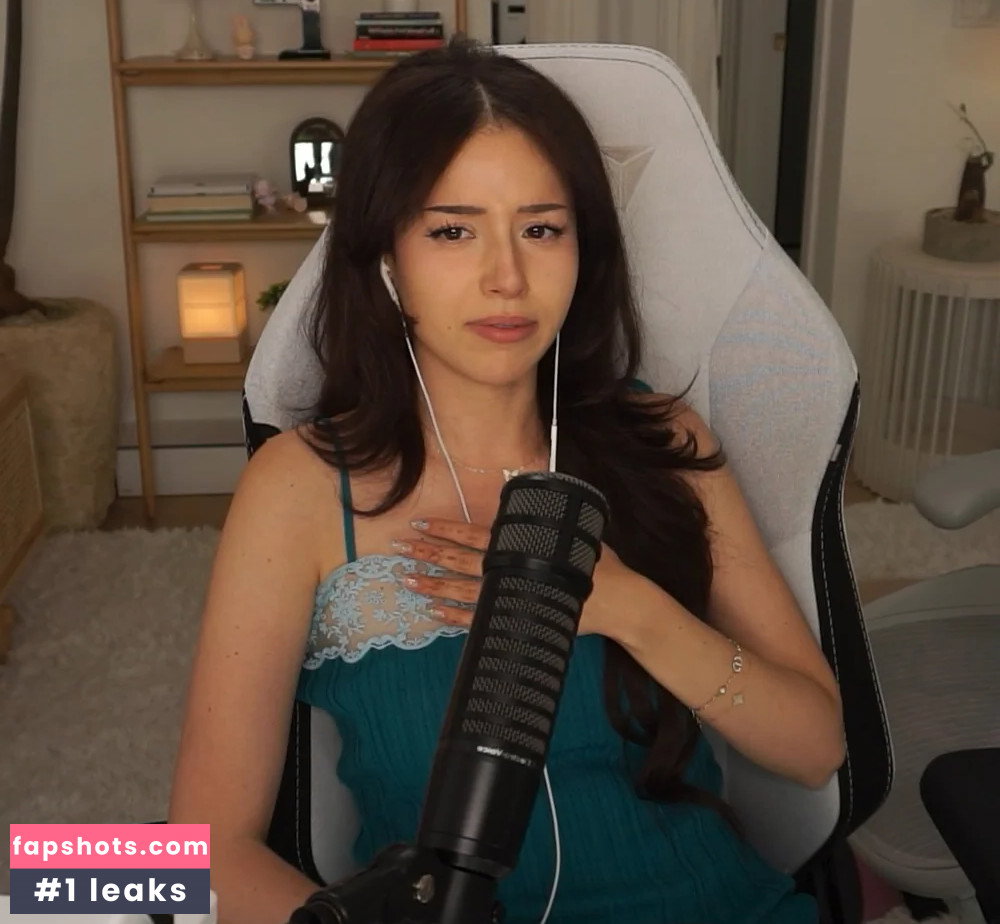 Pokimane gallery photo #71