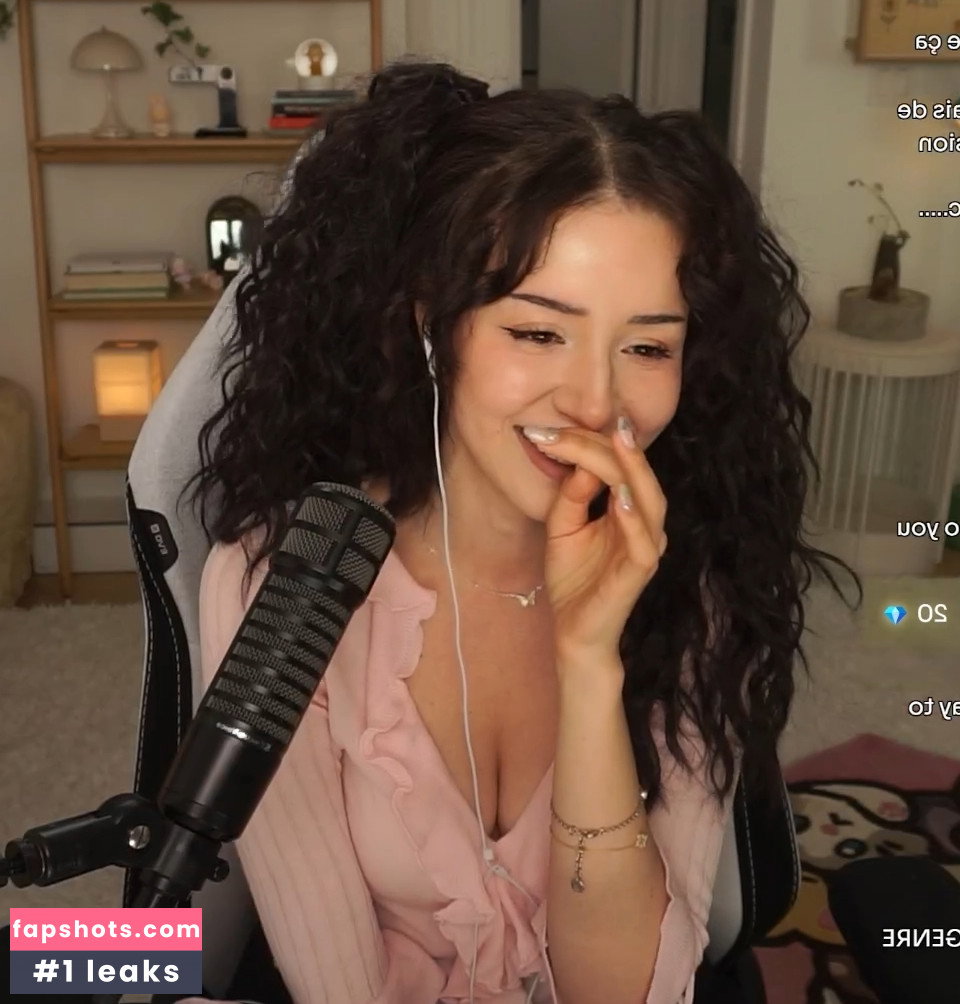 Pokimane gallery photo #123