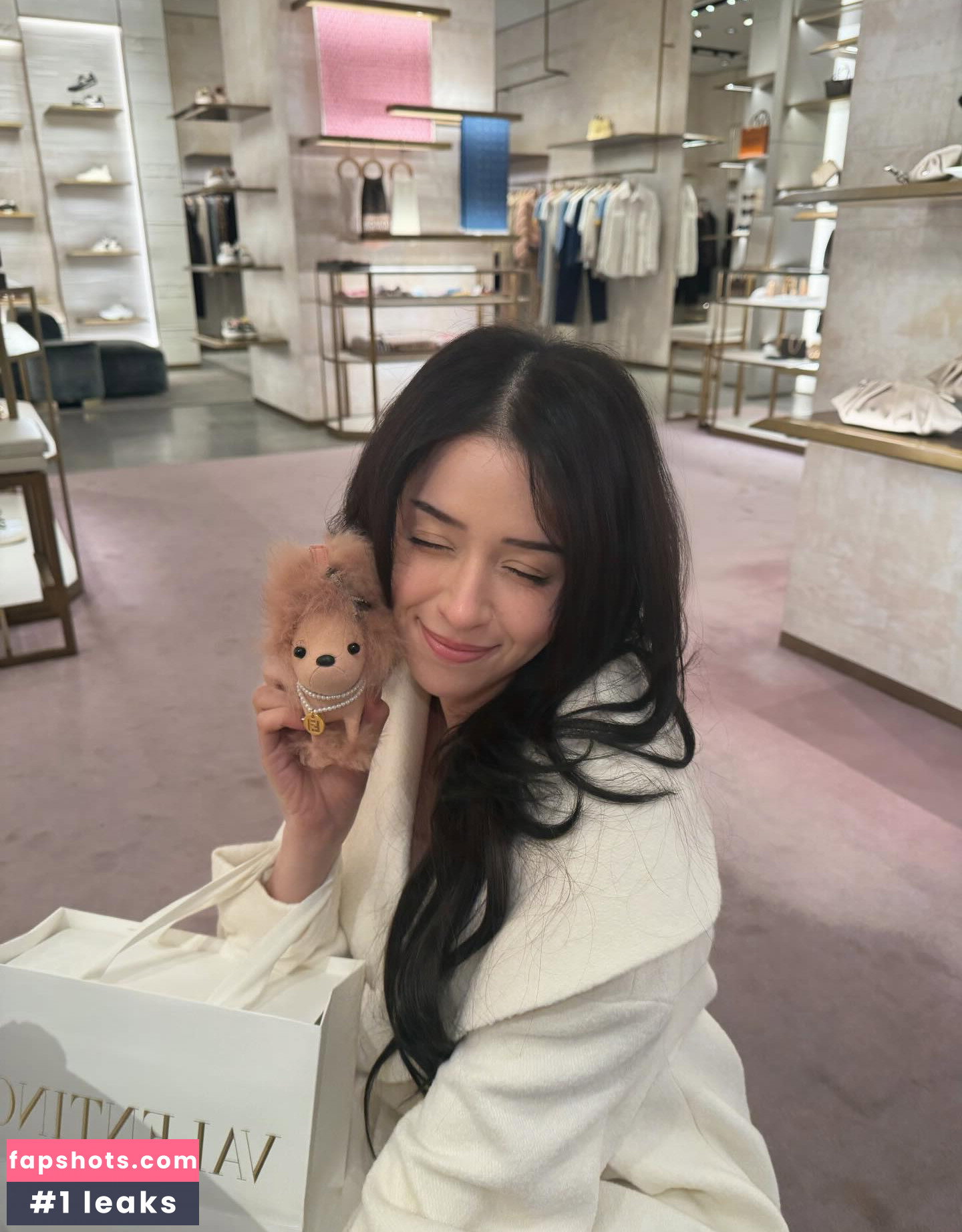 Pokimane gallery photo #175