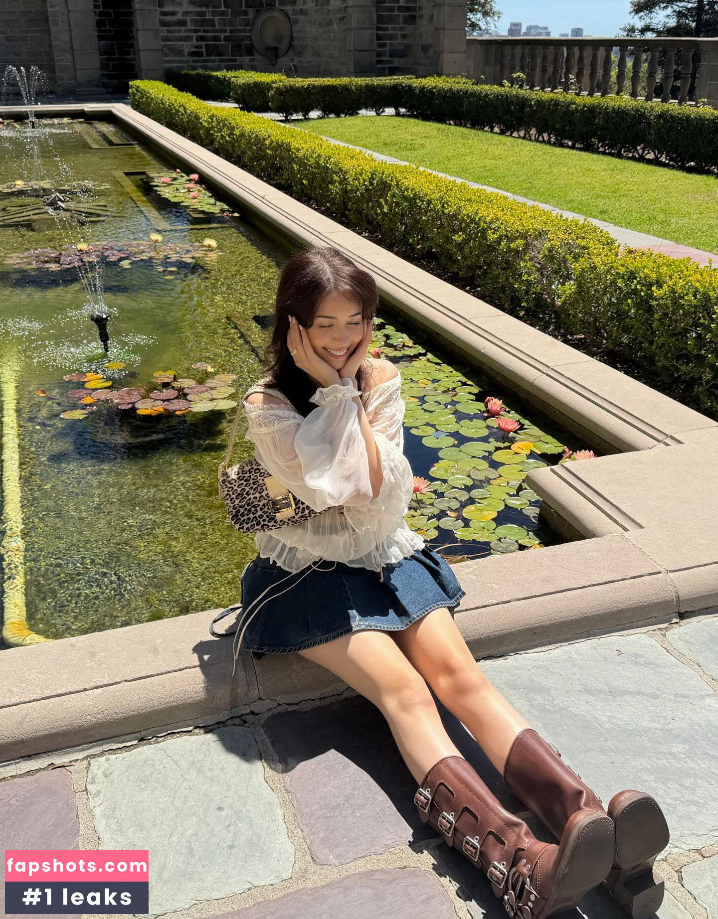 Pokimane gallery photo #184
