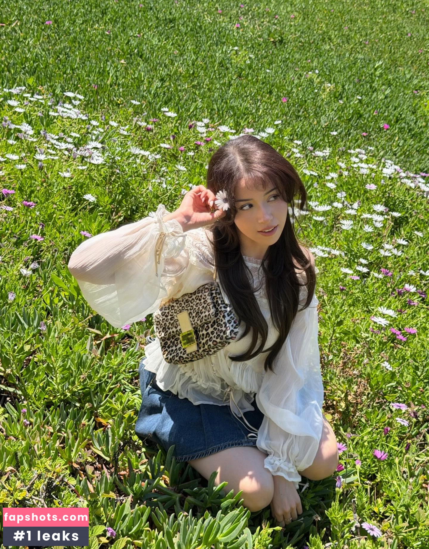 Pokimane gallery photo #201