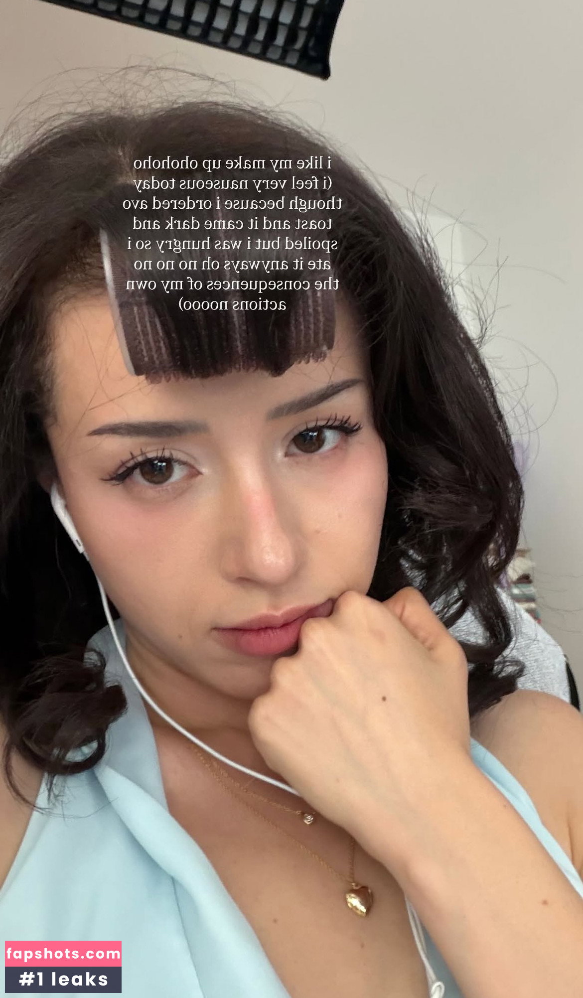 Pokimane gallery photo #224