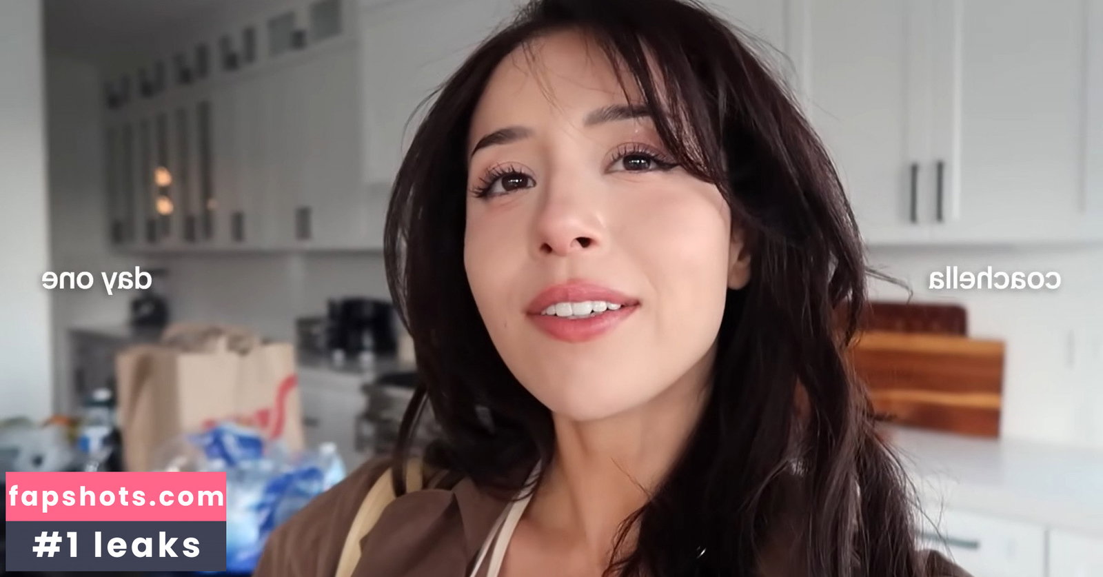 Pokimane gallery photo #261