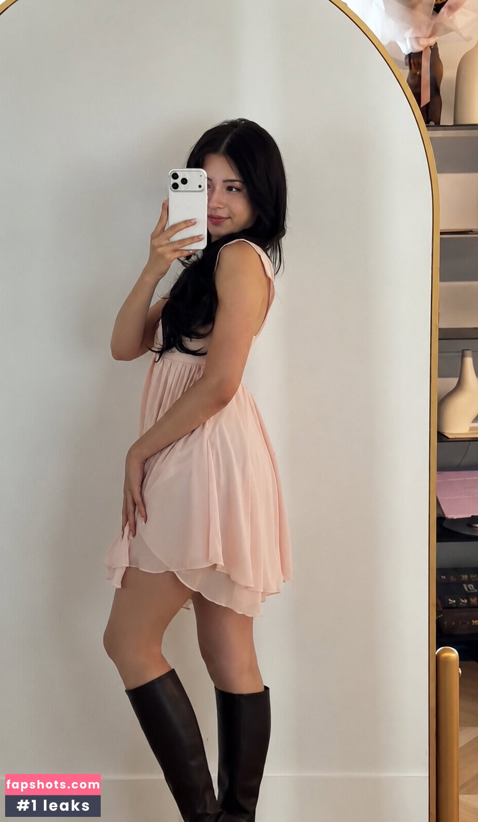 Pokimane gallery photo #265