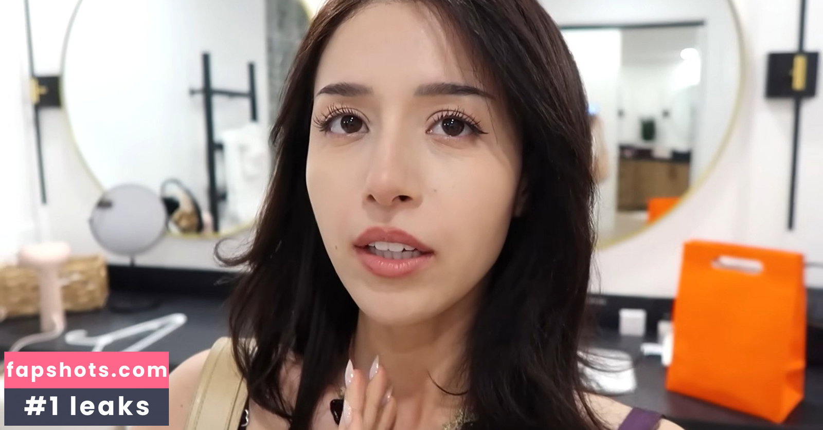 Pokimane gallery photo #279
