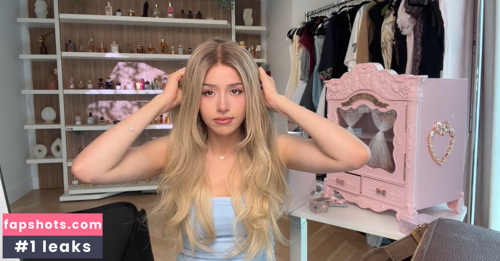 Pokimane gallery photo #309