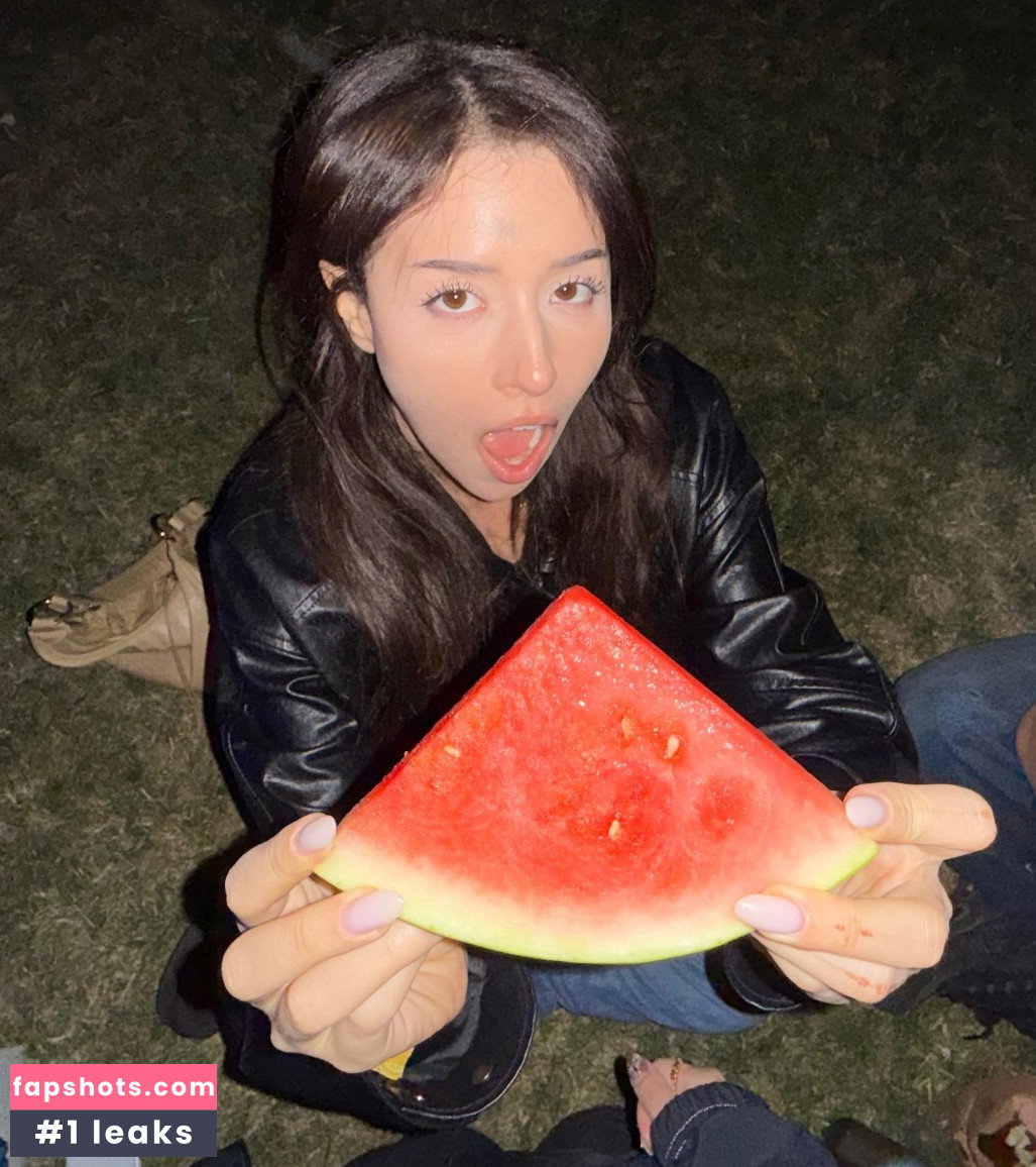 Pokimane gallery photo #318