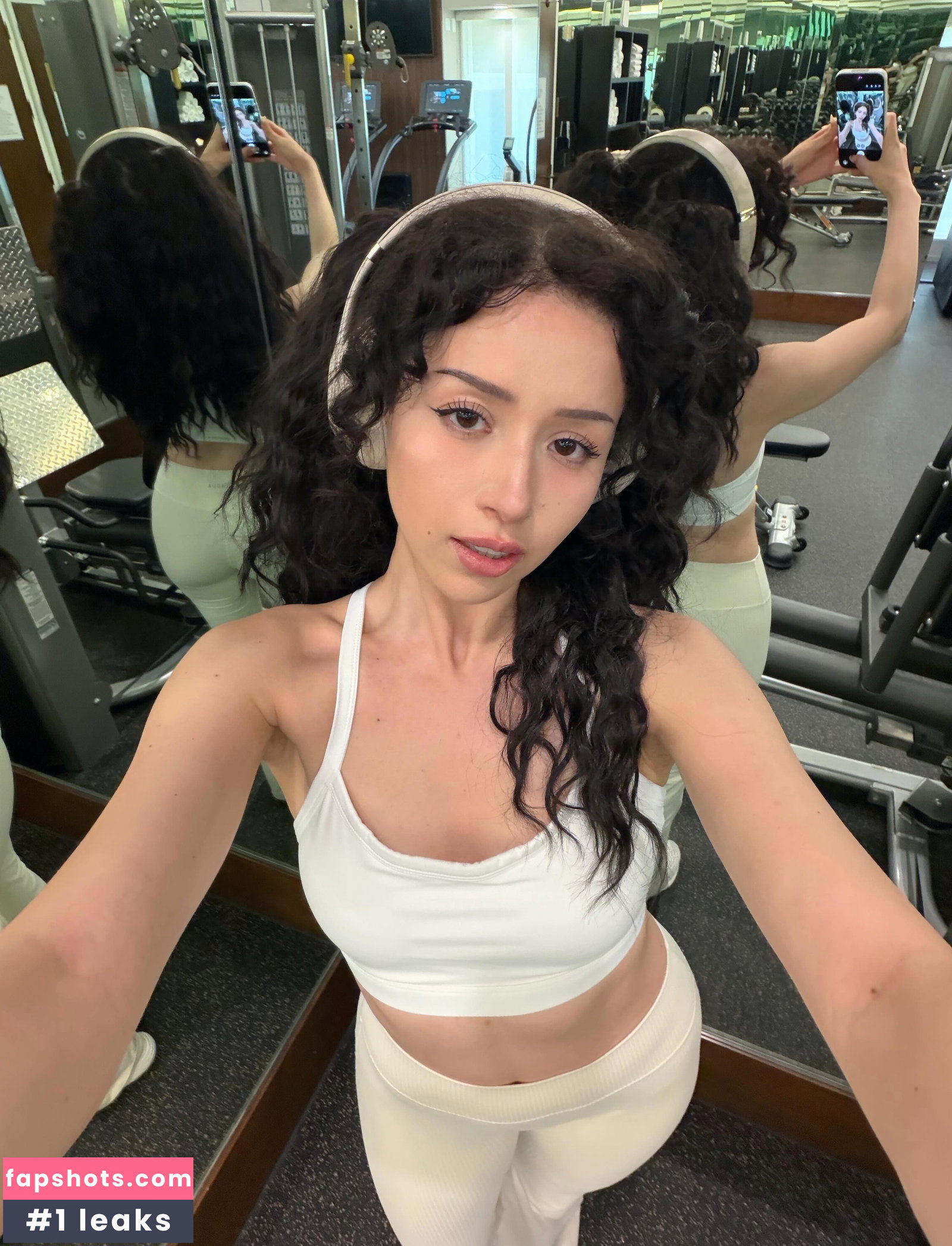 Pokimane gallery photo #330