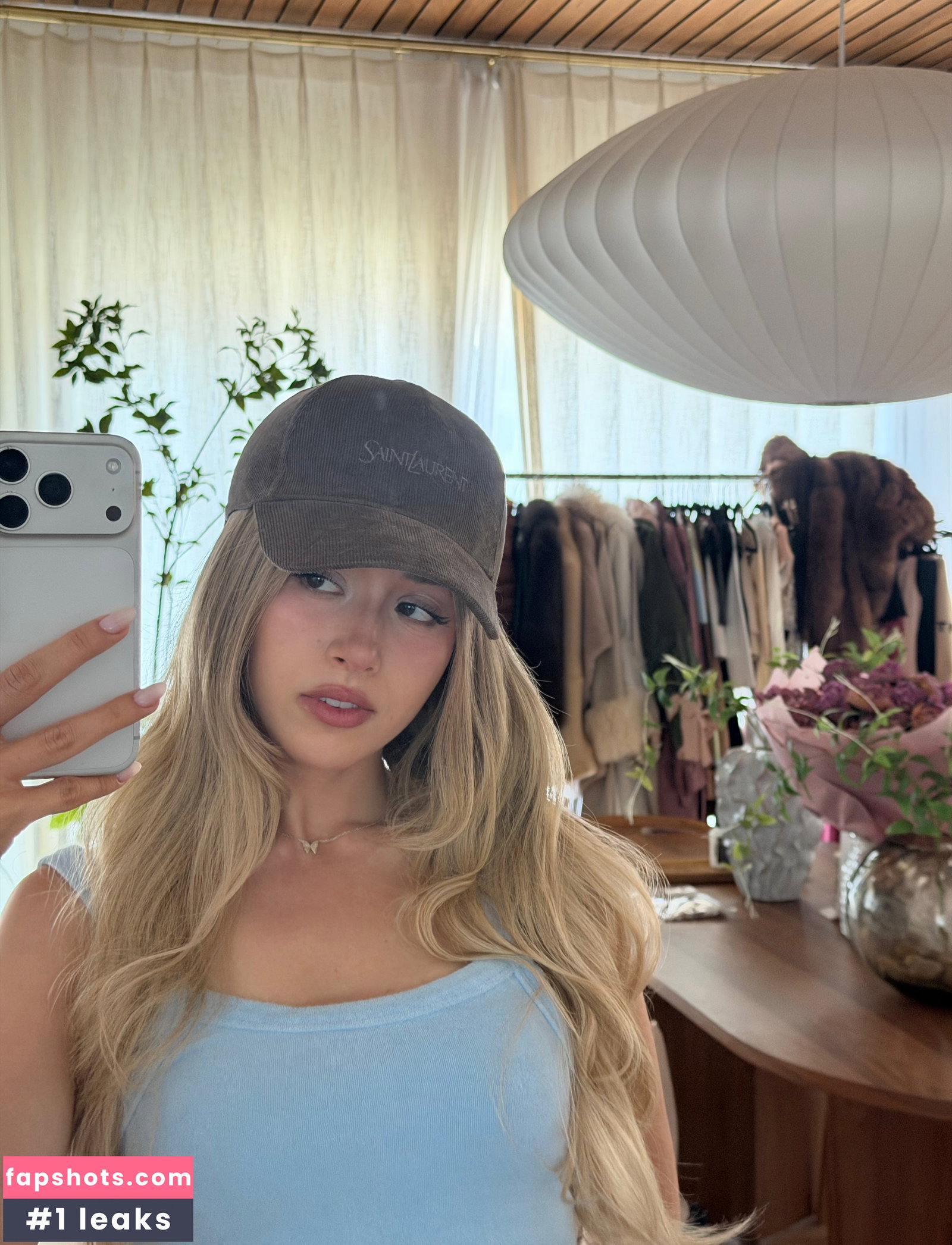 Pokimane gallery photo #338