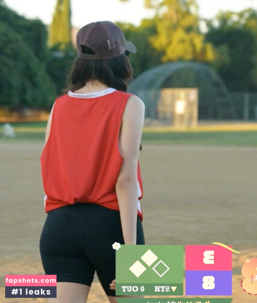 Pokimane gallery photo #1073