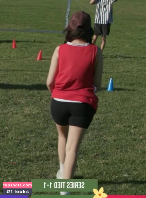 Pokimane gallery photo #1075