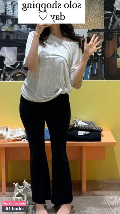 Pokimane gallery photo #1089