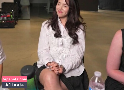 Pokimane gallery photo #1094