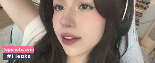 Pokimane gallery photo #1104