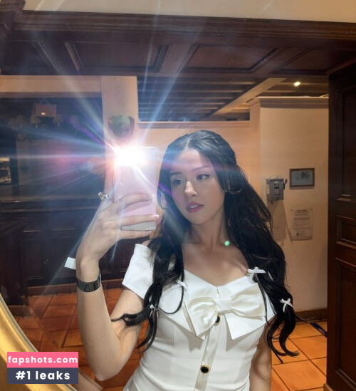 Pokimane gallery photo #1108