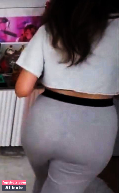 Pokimane gallery photo #1141