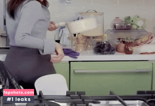 Pokimane gallery photo #1194