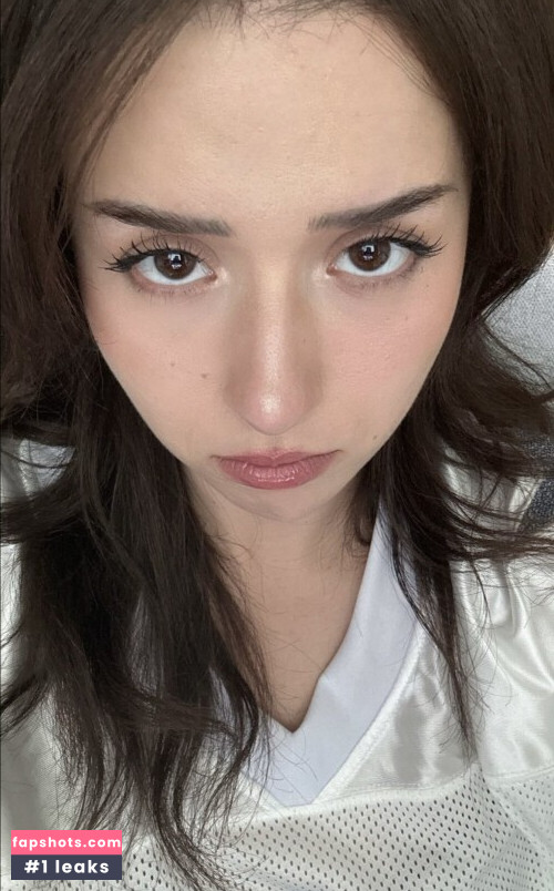 Pokimane gallery photo #1229