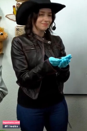 Pokimane gallery photo #1267