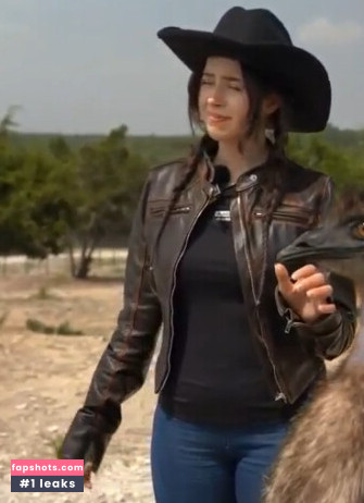 Pokimane gallery photo #1273