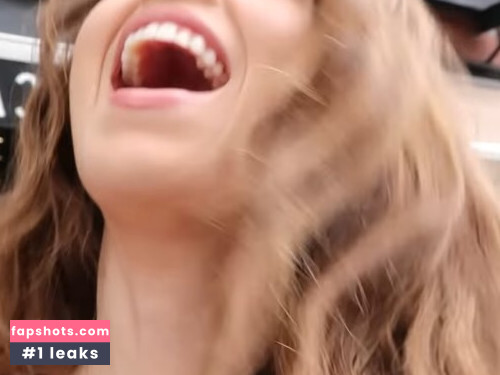 Pokimane gallery photo #1287