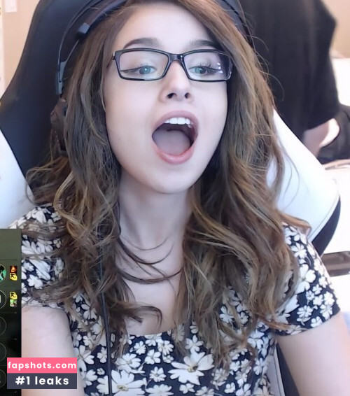 Pokimane gallery photo #1297