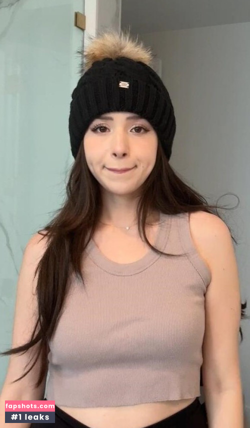 Pokimane gallery photo #1311